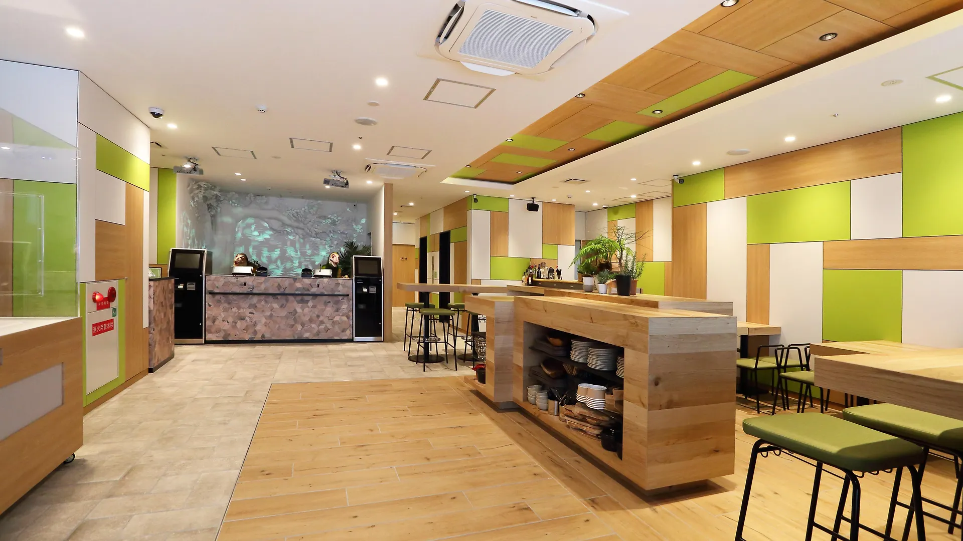 Henn Na Hotel Osaka Shinsaibashi Япония